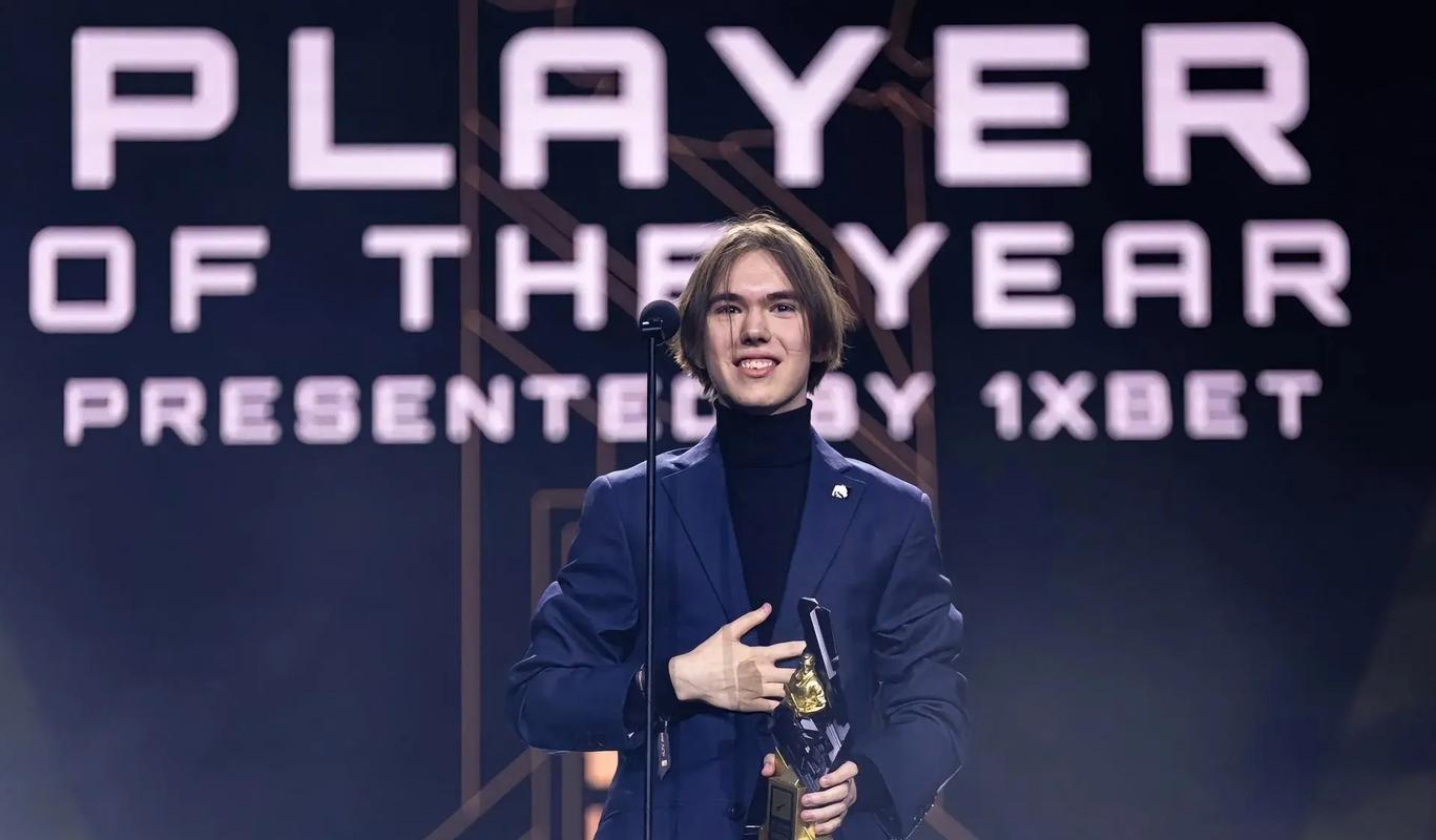 王者荣耀冬冠参赛队伍出炉，AG进正赛QG须选拔