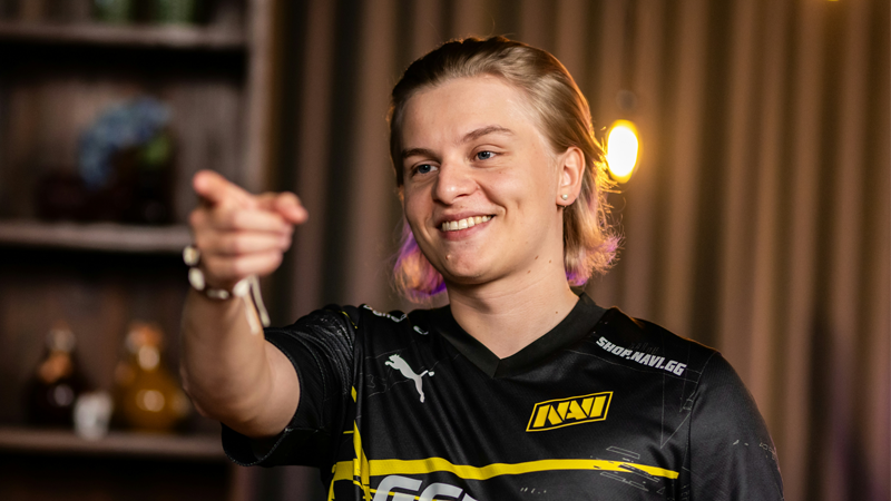 RNG时空回溯裁判报告：Angel多次反映出现商城弹窗 判定设备故障