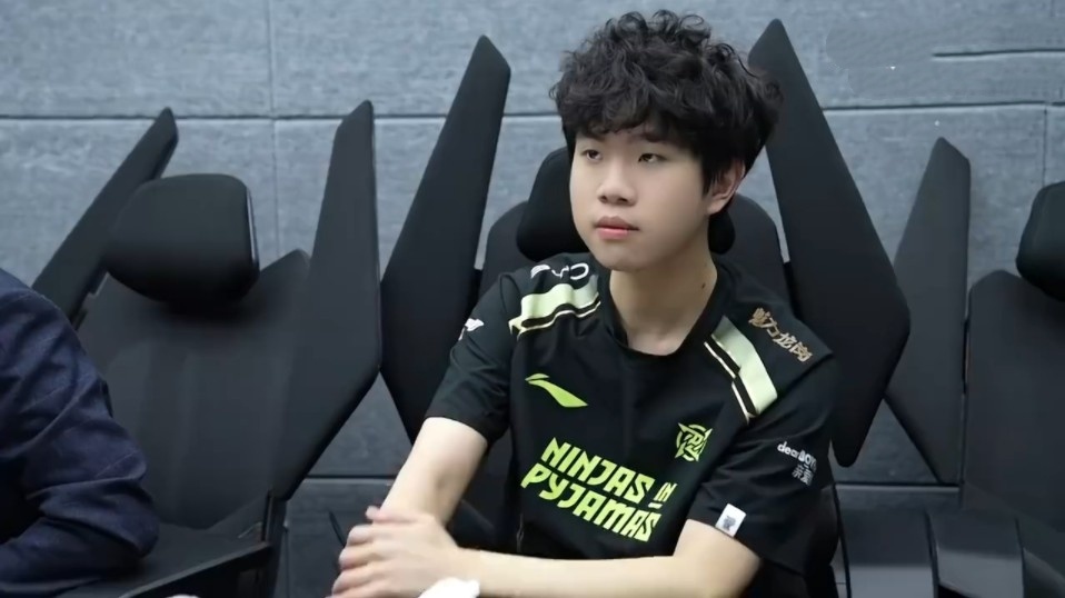 【前瞻】2025LPL春季赛TT vs OMG，毫无压力的对攻大战