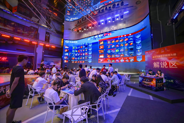 【赛后战报】完美收官，TES稳健运营2：0轻松战胜RA